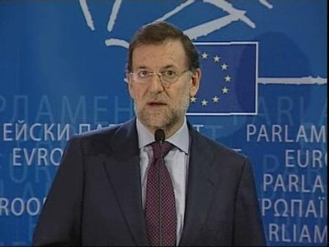 Rajoy rechaza la posibilidad de mediadores internacionales en el hipotético final de ETA