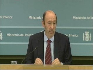 Rubalcaba: "ETA sigue pretendiendo que el fin de la violencia tenga precio"