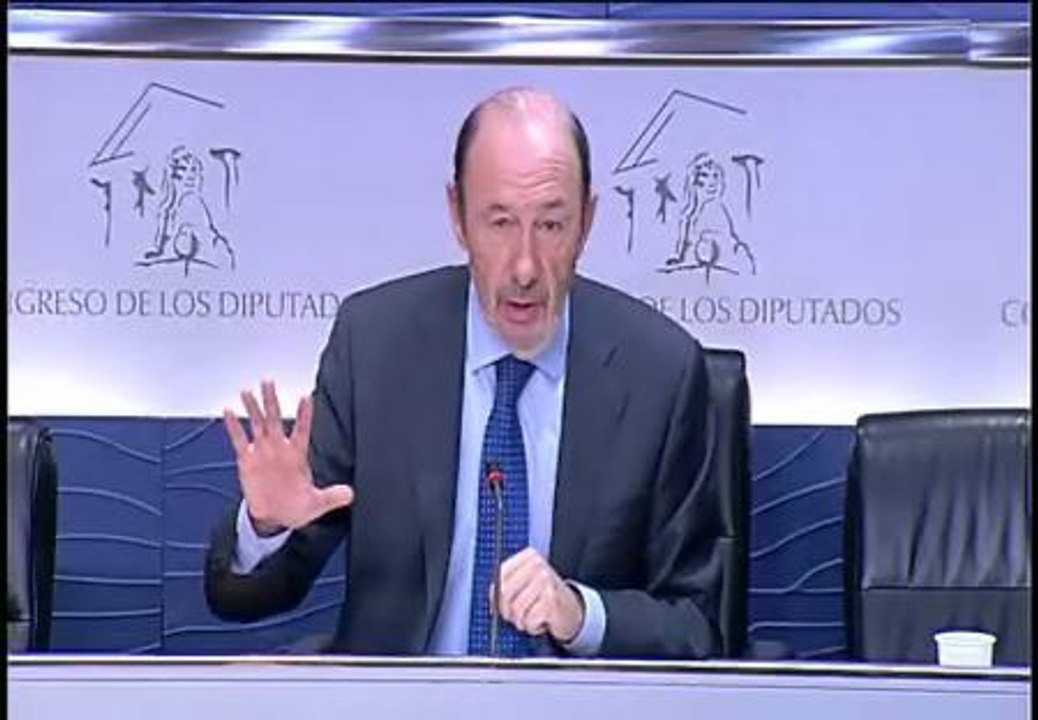 Rubalcaba: "Mis compañeros me eligieron y voy a cumplir hasta el final"