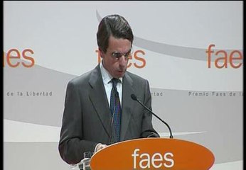 Aznar: "Cataluña no podrá permanecer unida si no permanece española"