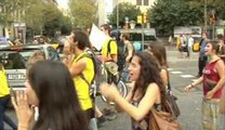 Los universitarios de Barcelona salen a la calle contra los recortes