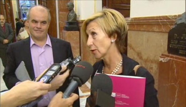 El españolizar a los niños catalanes de Wert es una posición nacionalesta, dice Rosa Díez