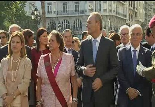 Abucheos e insultos durante la procesión cívica del Día de la Comunidad Valenciana