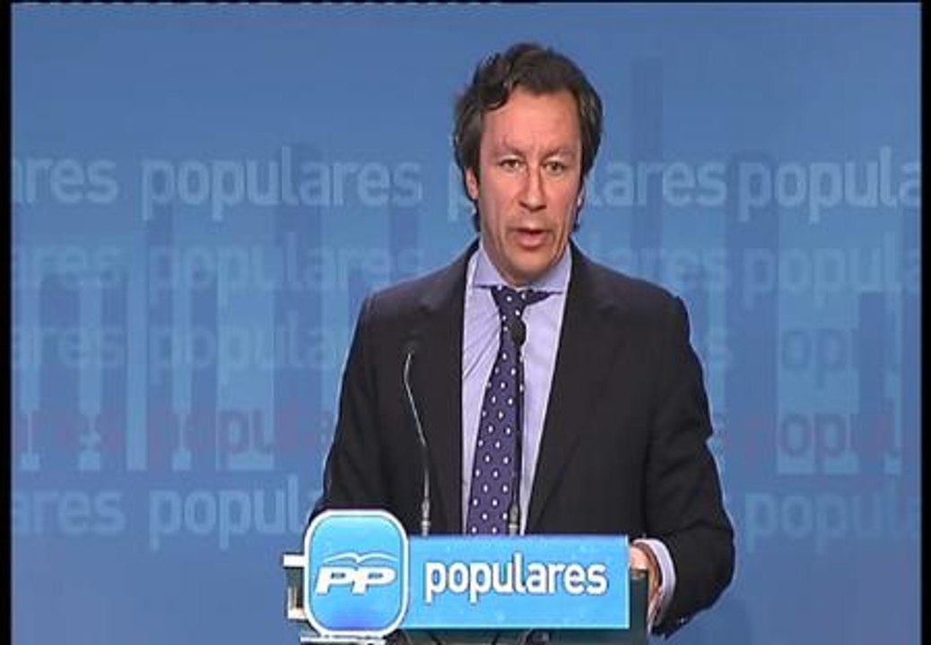 El PP felicita a Capriles y al pueblo venezolano, pero no menciona a Chávez