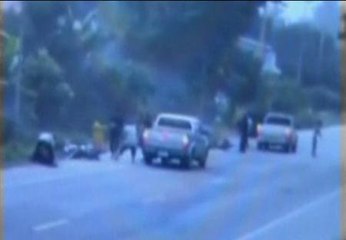 Descargar video: Cuatro soldados muertos en un tiroteo en el sur de Tailandia