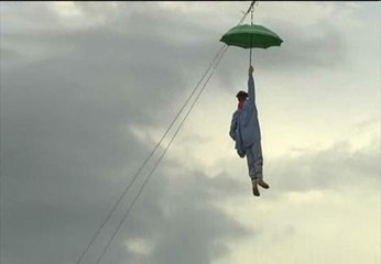 Miles de personas reciben a Celedón