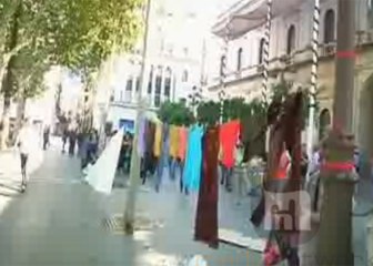 Colada pública ante el Ayuntamiento de Sevilla