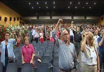 'La Internacional' despide a Carrillo