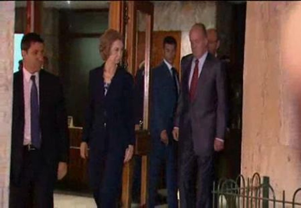 Los reyes acuden a la casa donde vivía Carrillo
