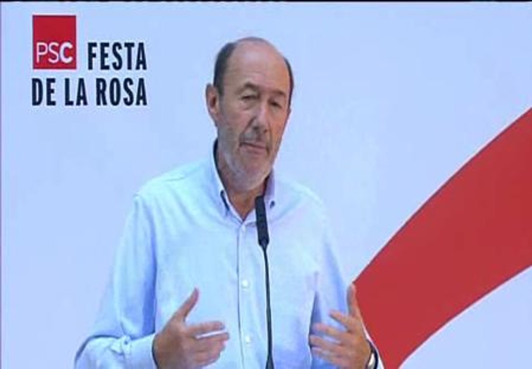 Rubalcaba a Rajoy: "En Catalunya hay un problema político que hay que enfrentar"