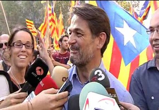 Los políticos catalanes piden la independencia en Barcelona
