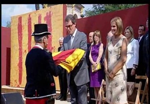 Artur Mas da inicio al acto insticto institucional de la Diada