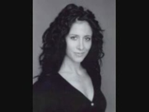 FABIENNE CARAT alias Samia Nasri dans PLUS BELLE LA VIE