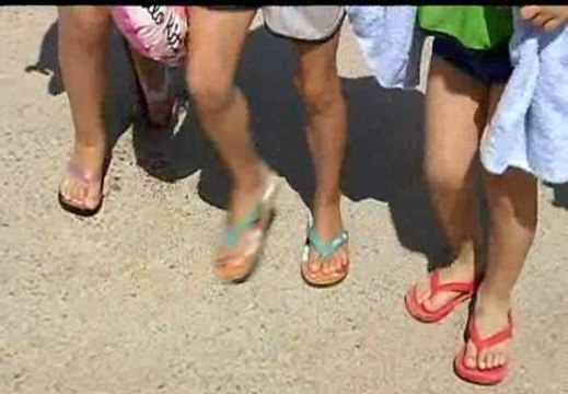 Las chanclas pueden dañar los pies