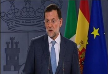 Rajoy ve "positivo" el mensaje del BCE pero no se pronuncia sobre el fondo de rescate