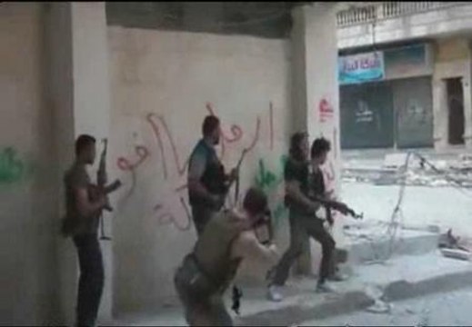 Feroces enfrentamientos entre rebeldes y fuerzas del régimen en Alepo