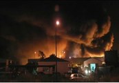 Un incendio arrasa una planta de reciclaje en Sevilla