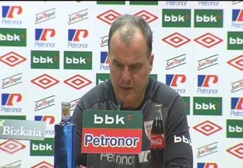 Bielsa: "Ni las ausencias ni el clima previo justifican la derrota"