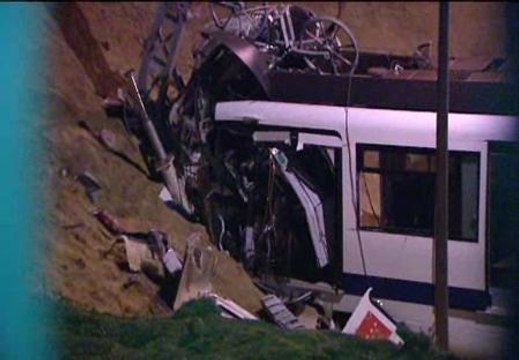 Mueren dos personas en un accidente de Metro