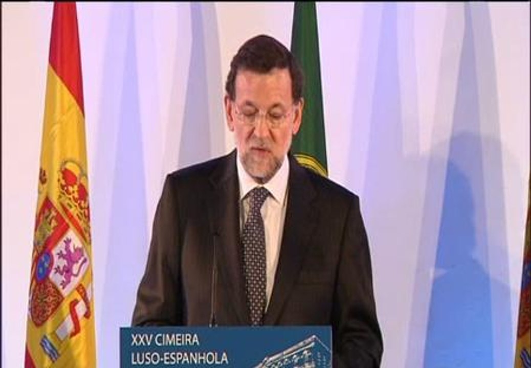Rajoy envía un mensaje de tranquilidad a los clientes de Bankia y dice que el gobierno tomará "el viernes y antes"  las medidas necesarias.