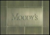 Moody's rebaja la calificación a 16 bancos españoles