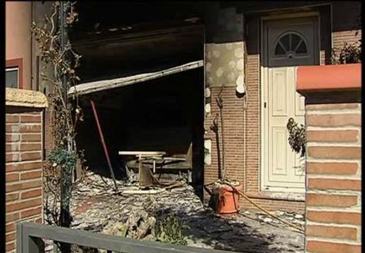 Las llamas se llevan por delante lo que los vecinos han tardado años en levantar