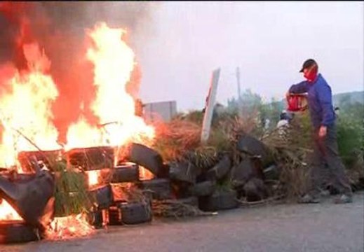 Los mineros cortan la N-VI a la altura de Bembibre (León)