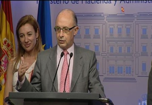 Montoro anuncia que el déficit se situó hasta junio en un 4% o un poco más