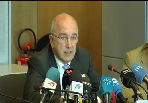 Almunia considera necesaria la ayuda europea para que la economía española salga adelante