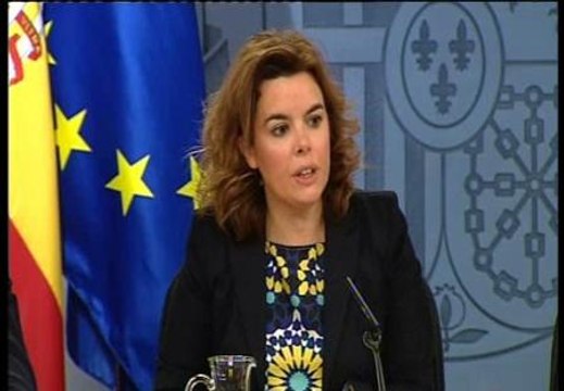 Sáenz de Santamaría: Algunas autononomías no pueden hacer frente a sus vencimientos