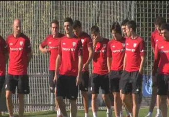 Bielsa sigue siendo entrenador del Athletic, de momento