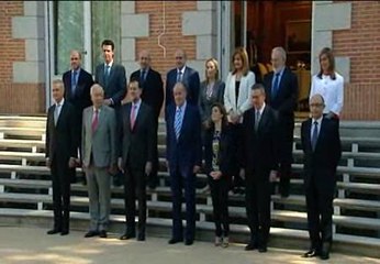 El Rey advierte al Gobierno que nadie puede "quedar excluído de la recuperación económica"