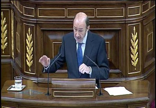 Los partidos calientan motores contra los recortes del Gobierno