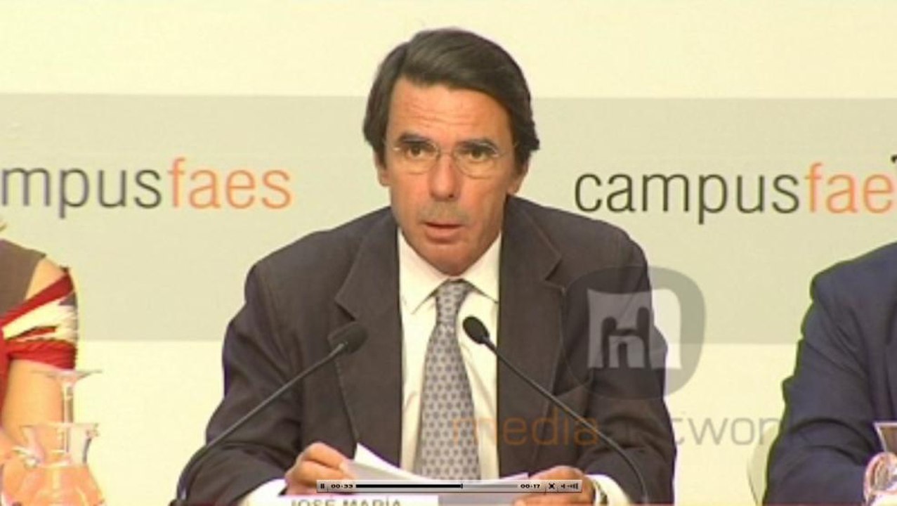 Aznar llama a cerrar filas con el Gobierno