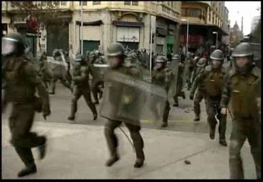 Nuevos enfrentamientos con la policía en las manifestaciones estudiantiles de Chile