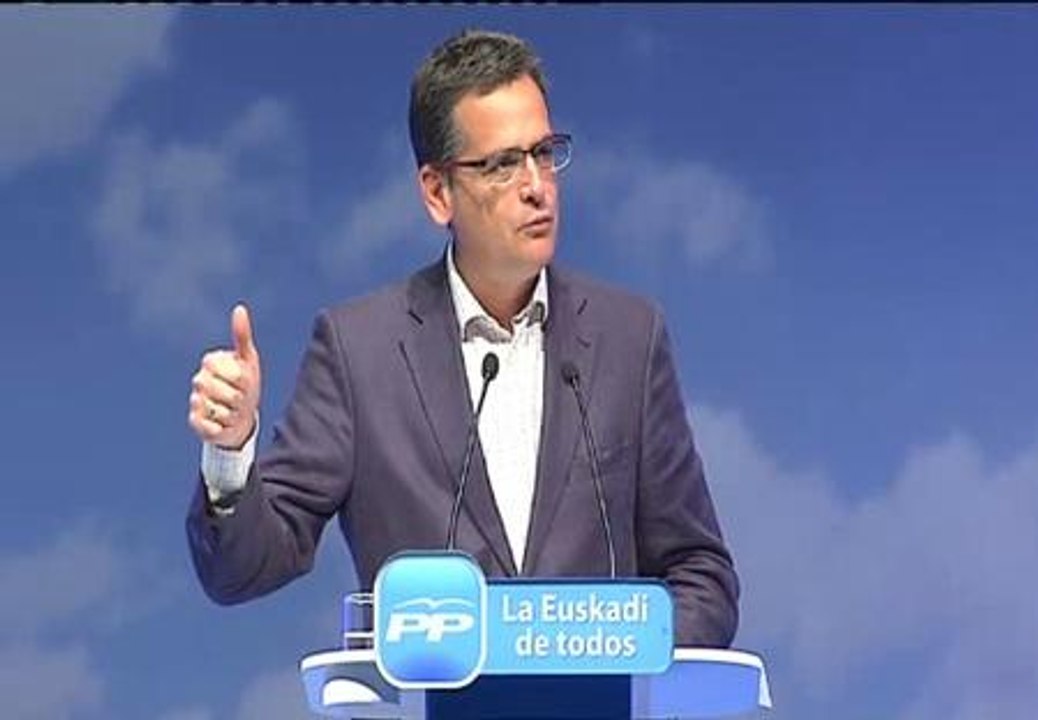 "Todo el mundo vive aquí más tranquilo gracias a lo que ha hecho el PP"