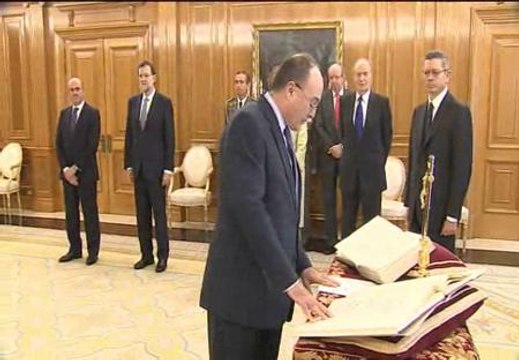 Luis María Linde promete el cargo de gobernador del Banco de España