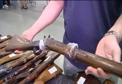 Salen a subasta más de 3.000 armas confiscadas por la Guardia Civil