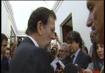 Rajoy: "Lo más urgente es que se diga que el euro es una moneda irreversible"