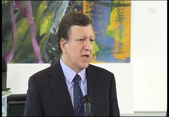 Barroso y Merkel apuestan por "más Europa"