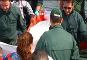 Dos marineros fallecen al volcar su embarcación en Galicia