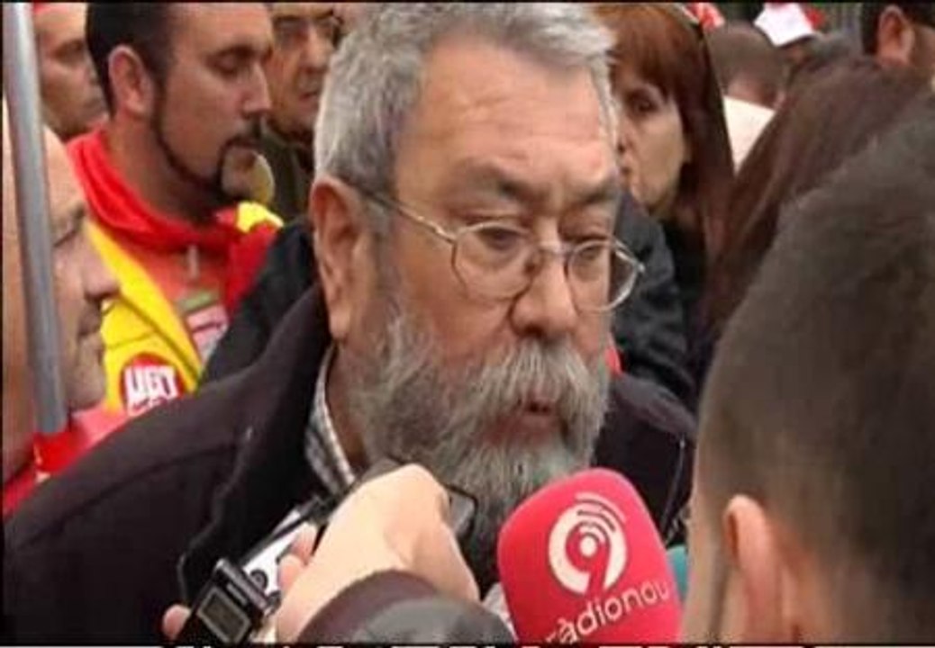 Méndez: "El Gobierno quiere la demolición de los servicios públicos"