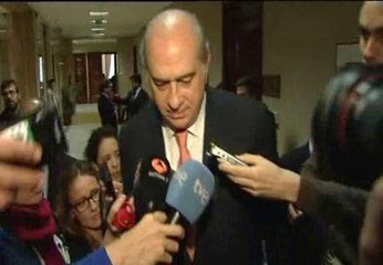 Fernández Díaz: "No va a haber acampadas porque son actos ilegales"