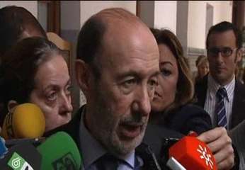 Rubalcaba, sobre ETA: "El estado tiene que culminar la tarea y el PSOE va a estar con el gobierno"