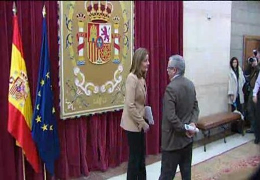 Báñez recibe a los sindicatos después de la huelga general del 29M