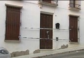 Localizan el cuerpo de una mujer de 26 años asesinada en su vivienda