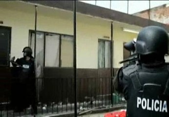 Detienen a 200 universitarios en México
