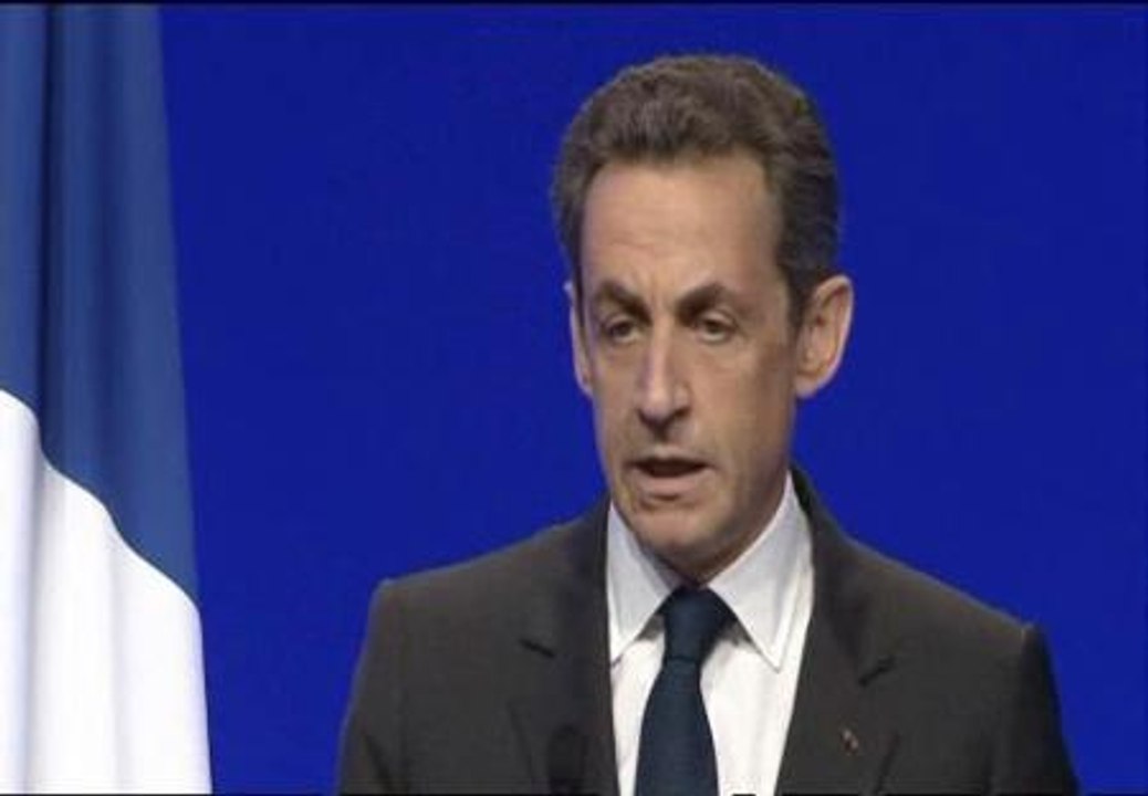 Sarkozy insta a Strauss-Kahn a acudir a la Justicia y a dejar sus "lecciones de moralidad"