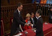 El nieto de Nicanor Parra recoge su Premio Cervantes
