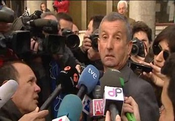 El padre adoptivo: "Sor María me dijo que la madre no tenía medios"